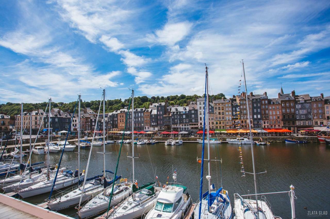 Appartement Vieux Bassin Honfleur Exterior foto